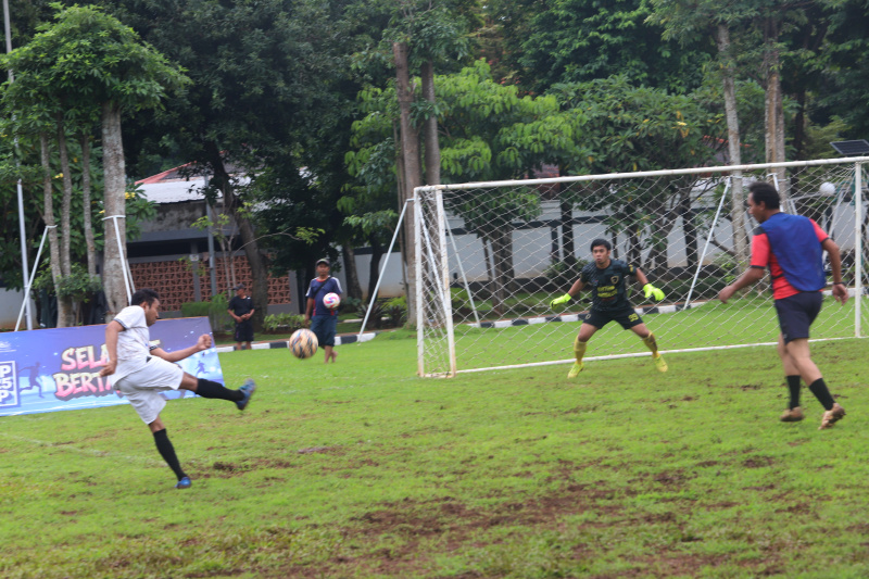 Koordinatoriat Wartawan Parlemen gelar KWP CUP Mini Soccer 2025 yang diikuti 16 tim antar desk wartawan (Ashar/SinPo.id)