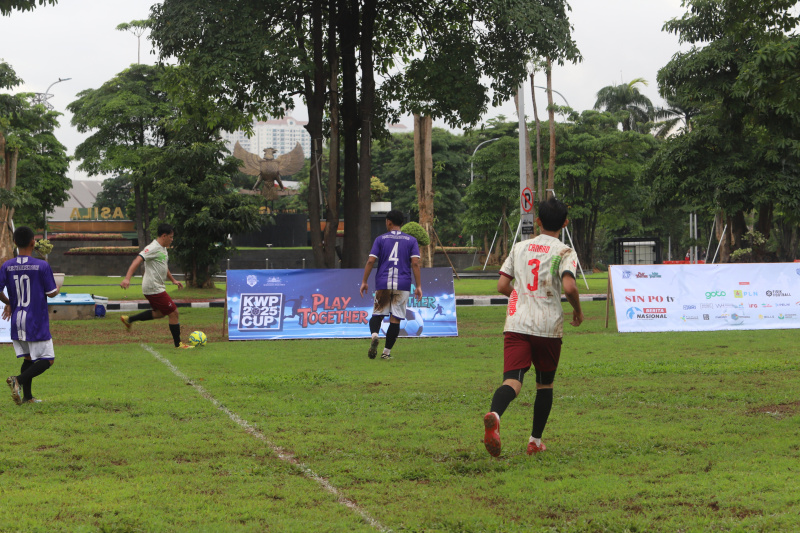 Koordinatoriat Wartawan Parlemen gelar KWP CUP Mini Soccer 2025 yang diikuti 16 tim antar desk wartawan (Ashar/SinPo.id)