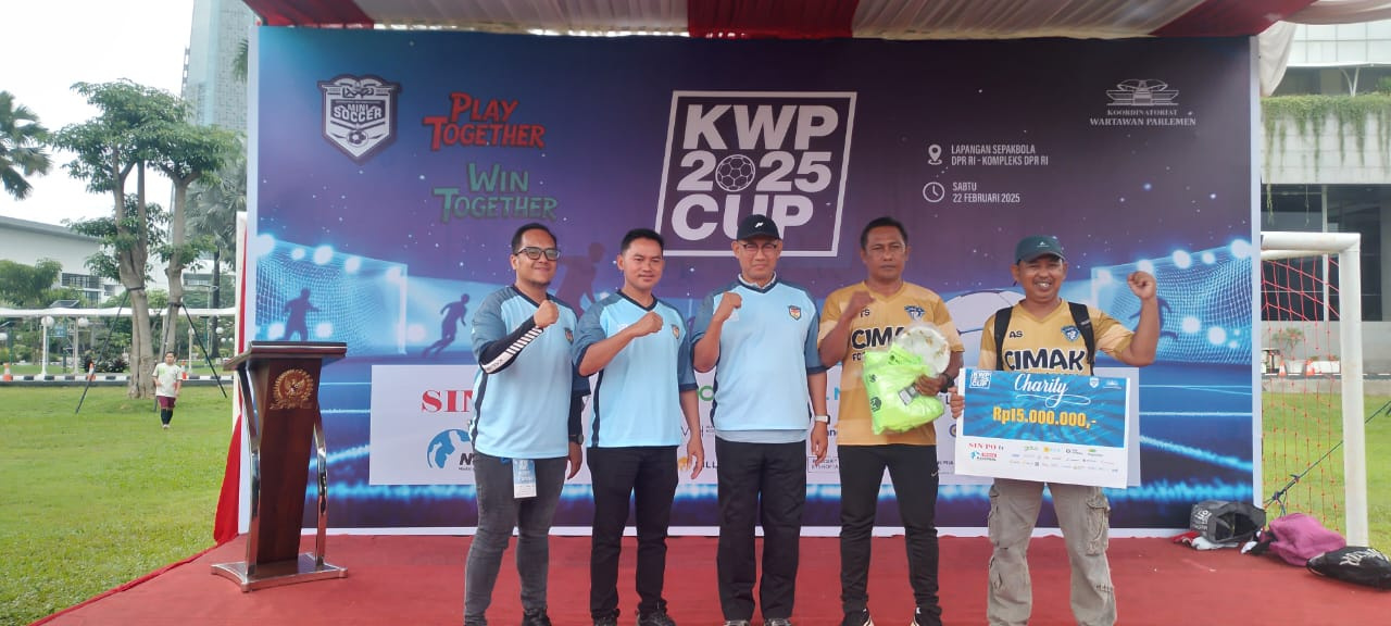 Koordinatoriat Wartawan Parlemen gelar KWP CUP Mini Soccer 2025 yang diikuti 16 tim antar desk wartawan (Ashar/SinPo.id)
