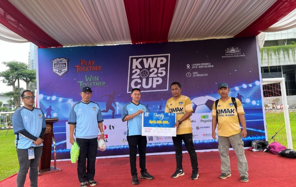 Koordinatoriat Wartawan Parlemen gelar KWP CUP Mini Soccer 2025 yang diikuti 16 tim antar desk wartawan (Ashar/SinPo.id)