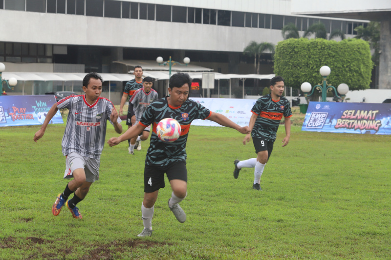 Koordinatoriat Wartawan Parlemen gelar KWP CUP Mini Soccer 2025 yang diikuti 16 tim antar desk wartawan (Ashar/SinPo.id)