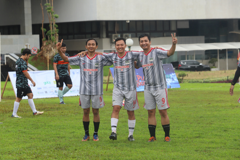 Koordinatoriat Wartawan Parlemen gelar KWP CUP Mini Soccer 2025 yang diikuti 16 tim antar desk wartawan (Ashar/SinPo.id)