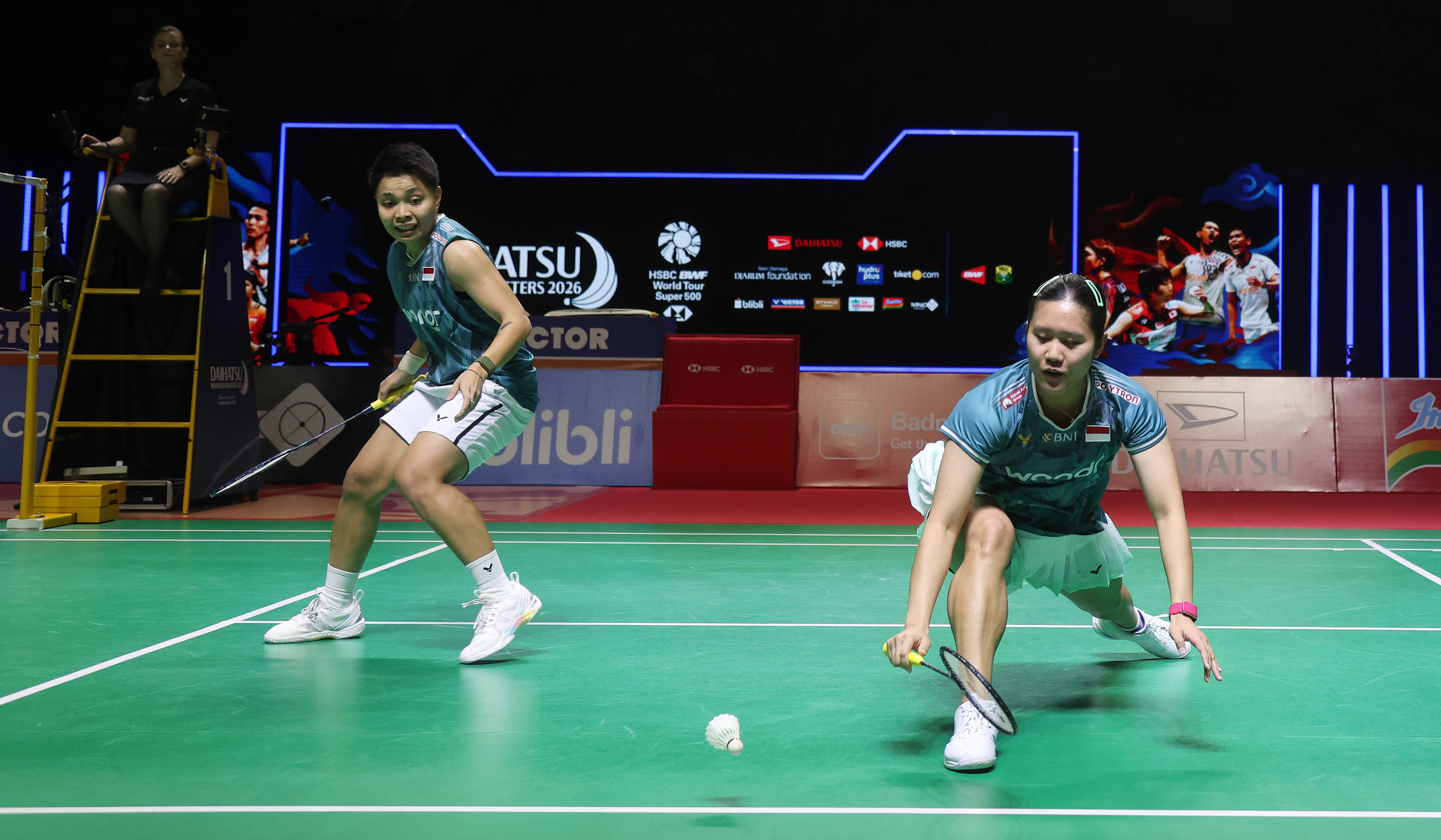Ganda putri Indonesia, Lanny Tria Mayasari/Apriyani Rahayu, pada ajang Indonesia Masters 2026 di Istora Senayan. (Agus Priatna/SinPo.id)