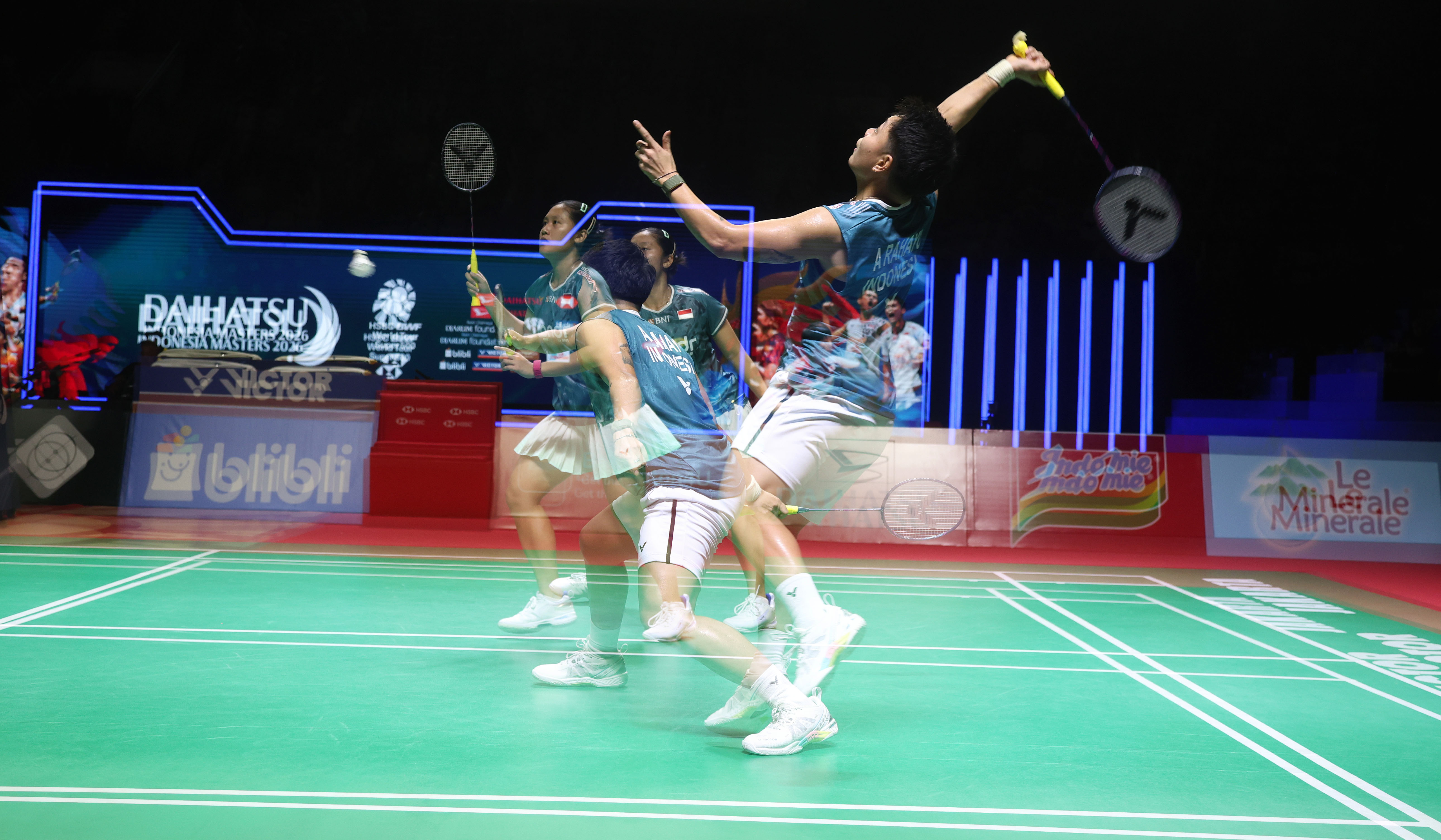 Ganda putri Indonesia, Lanny Tria Mayasari/Apriyani Rahayu, pada ajang Indonesia Masters 2026 di Istora Senayan. (Agus Priatna/SinPo.id)
