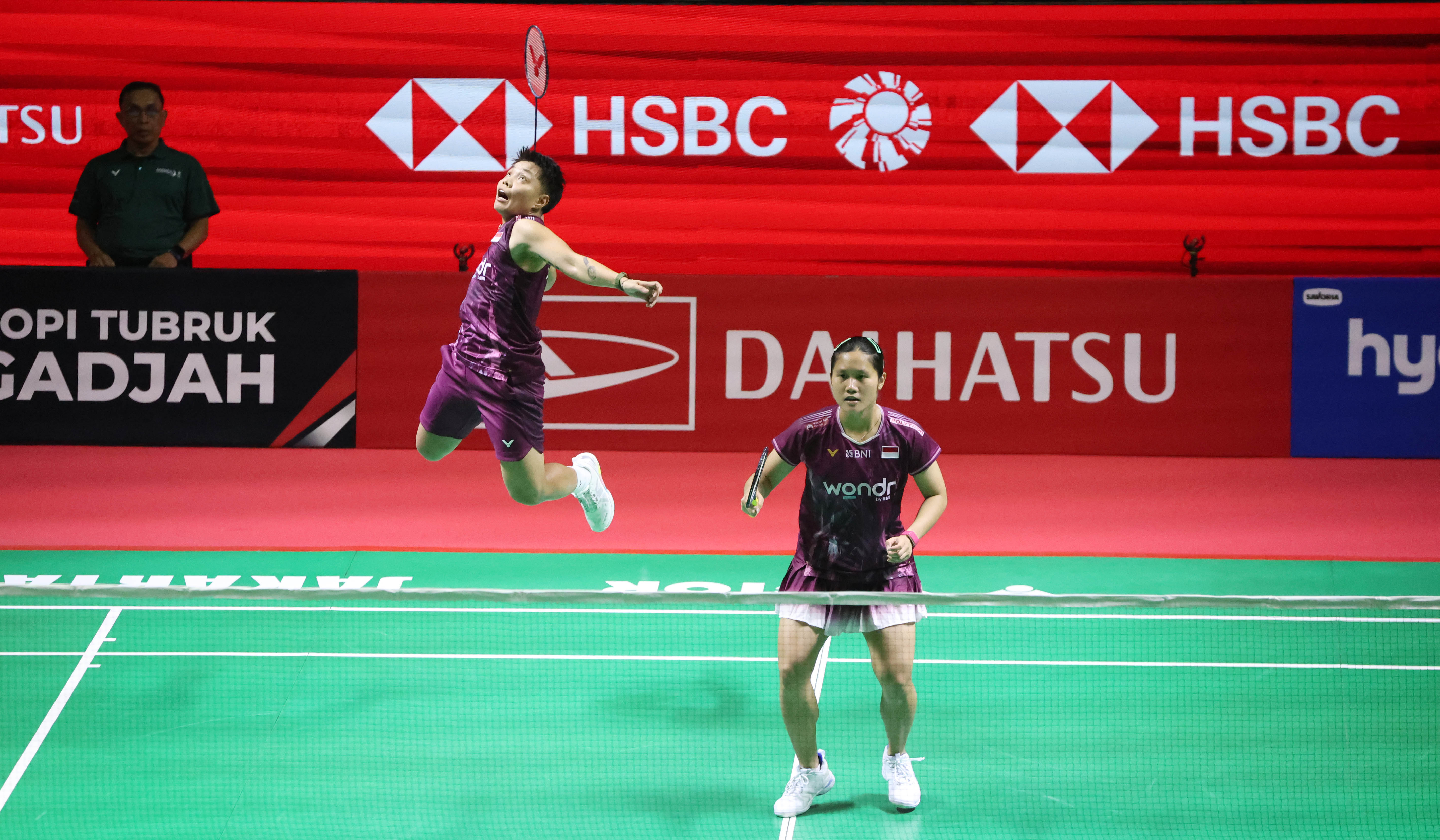 Pasangan ganda putri Indonesia, Lanny Tria Mayasari/Apriyani Rahayu, di ajang Indonesia Masters 2026. (Agus Priatna/SinPo.id)