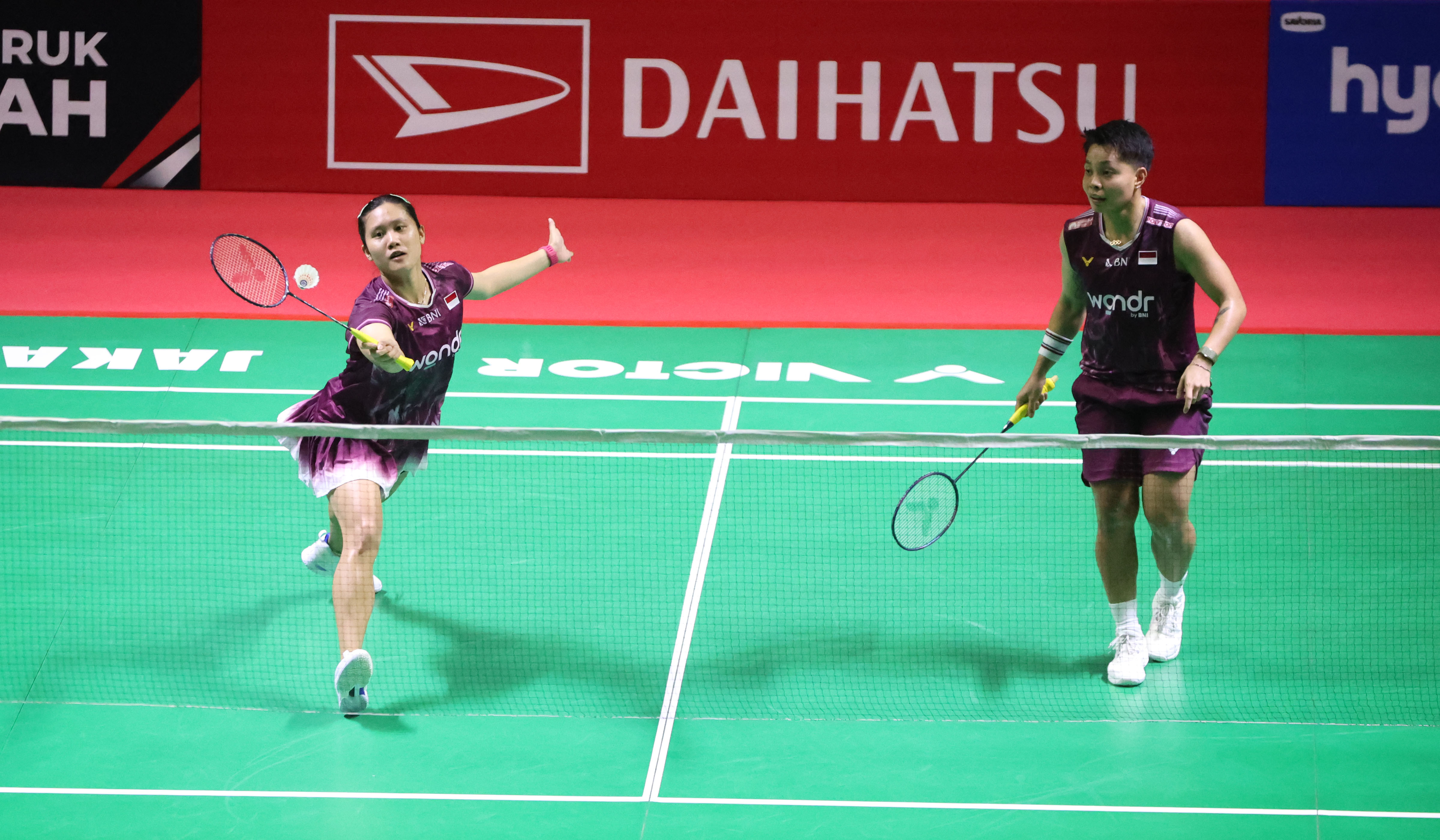 Pasangan ganda putri Indonesia, Lanny Tria Mayasari/Apriyani Rahayu, di ajang Indonesia Masters 2026. (Agus Priatna/SinPo.id)