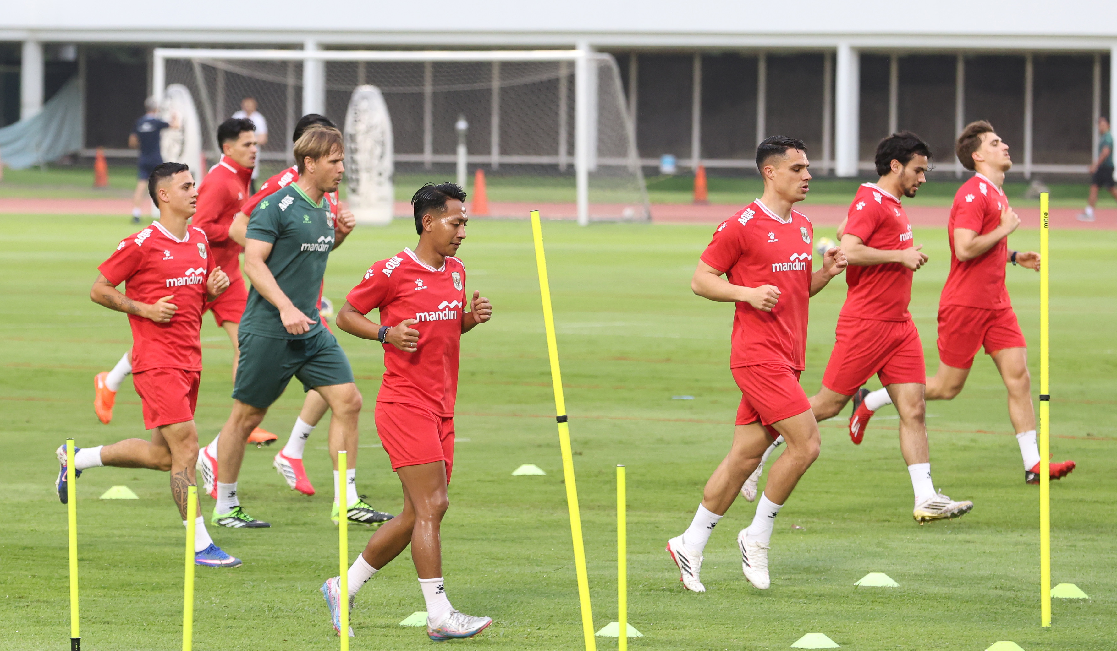 Latihan Timnas Indonesia. (Agus Priatna/SinPo.id)