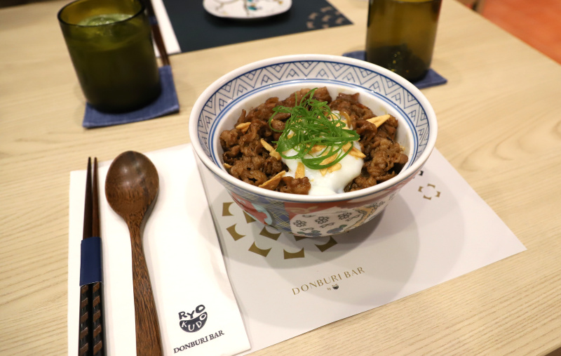 Restaurant khas Jepang Donburi Bar telah buka outlet di Pasific Place mall (Ashar/SinPo.id)