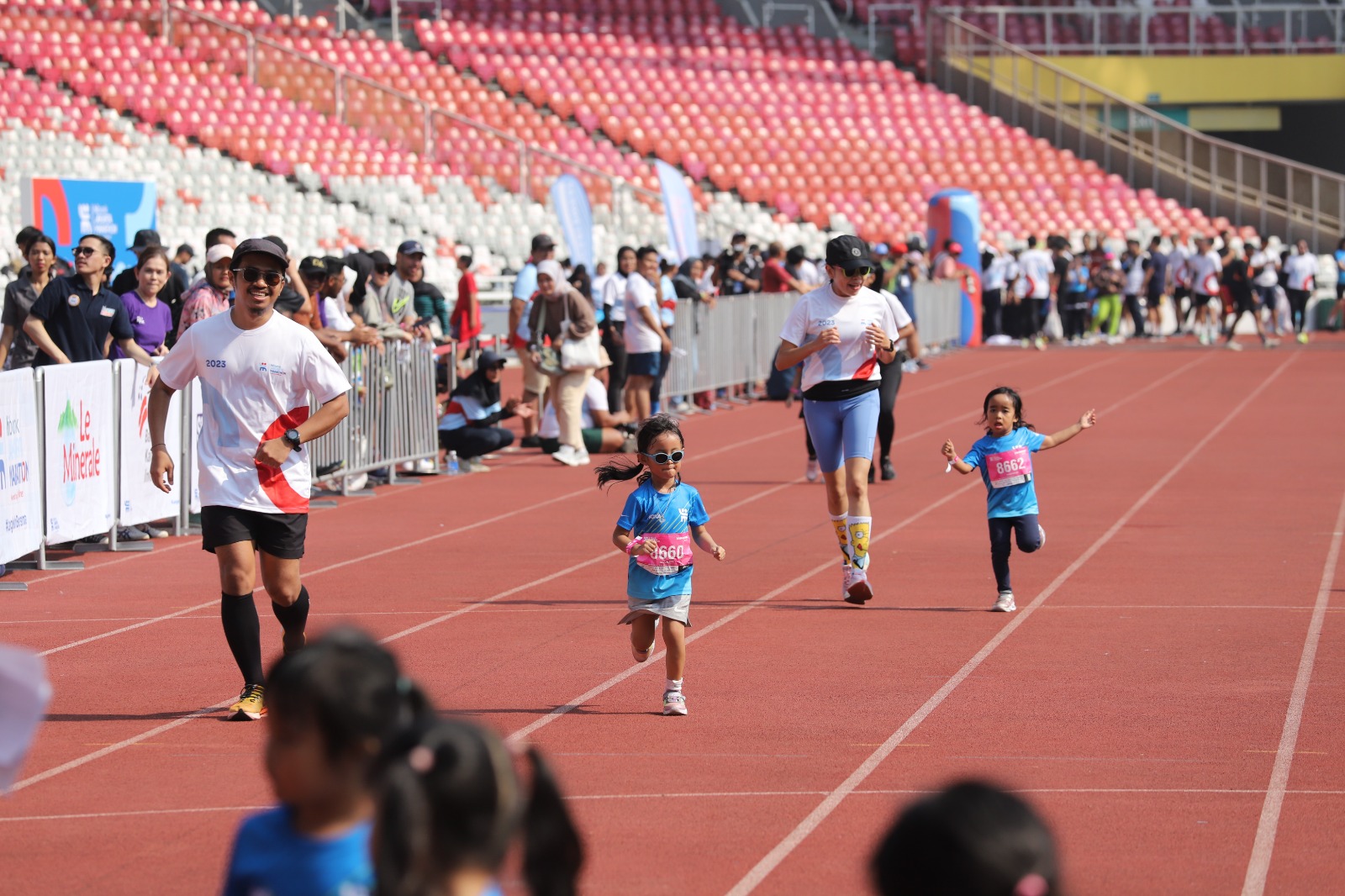 Minuman Le Minerale menjadi sponsor Jakarta Marathon 2023 (Ashar/SinPo.id)