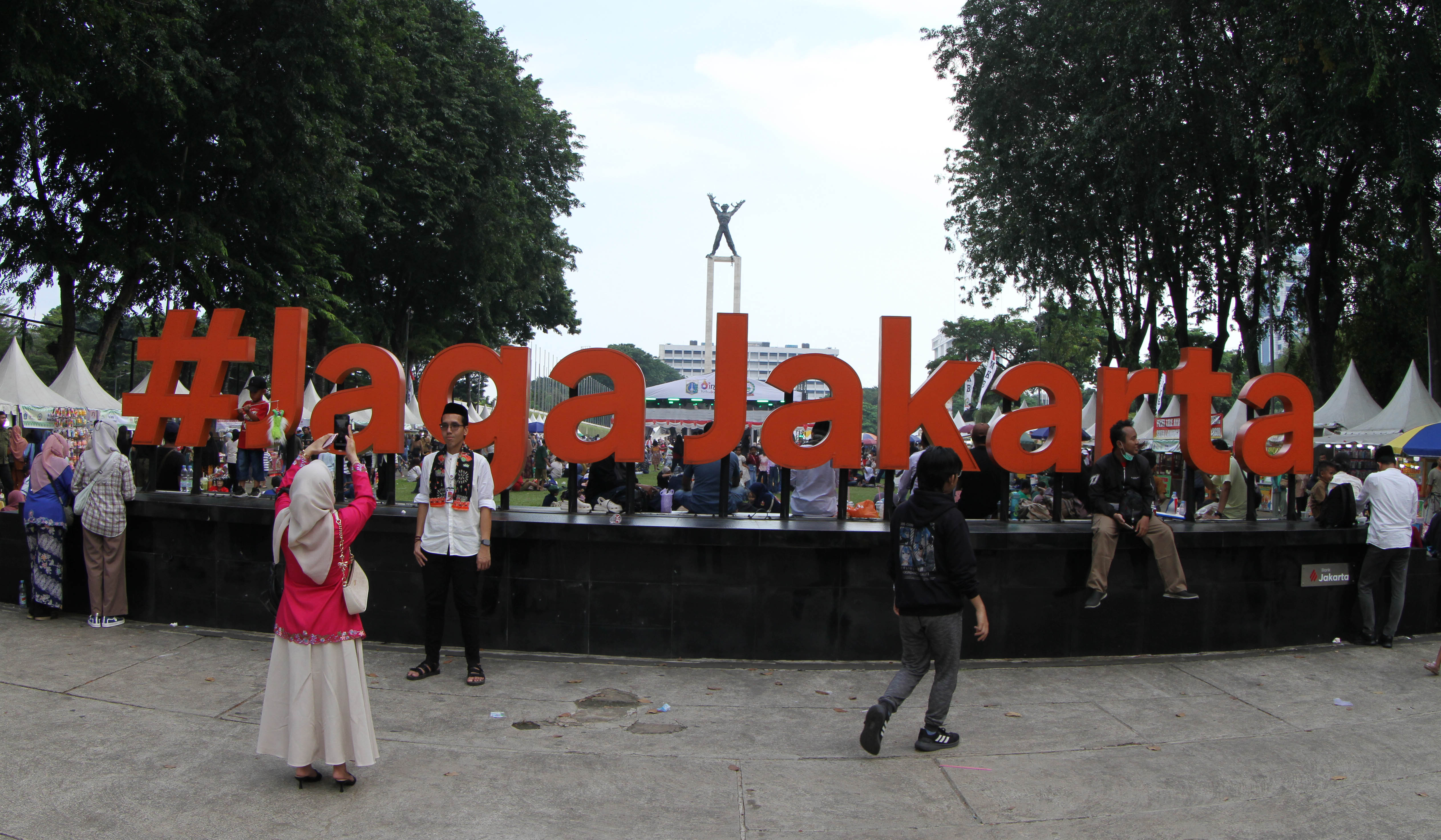 Suasana Lebaran Betawi 2026 di Lapangan Banteng, Jakarta. (Agus Priatna/SinPo.id)