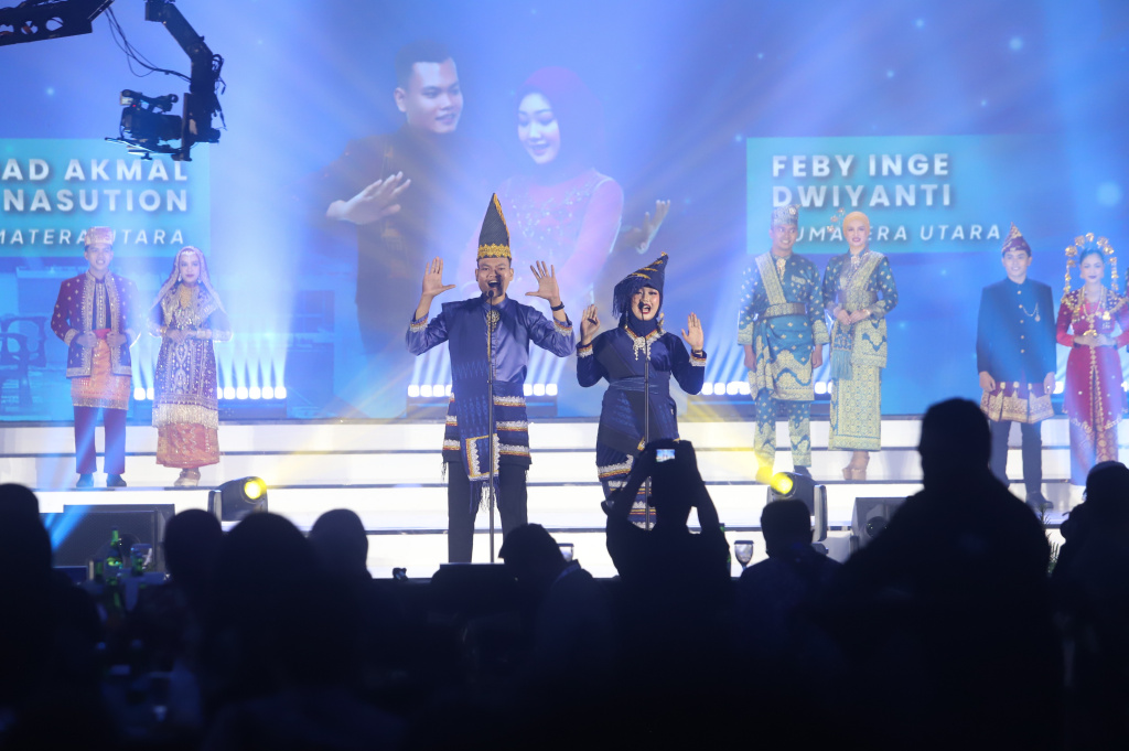 Ketua DPD RI Sultan B Najamudin menghadiri malam puncak Grand Final Duta DPD di Balai Sudirman (Ashar/SinPo.id)