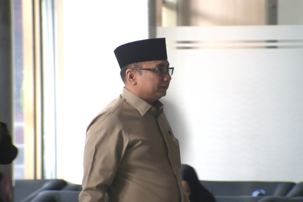 Mantan Menteri Agama Yaqut Cholil Qoumas kembali menjalani pemeriksaan oleh KPK sebagai saksi terkait kasus dugaan korupsi Kouta Haji di Kementerian Agama pada tahun 2023-2024 (Ashar/SinPo.id)