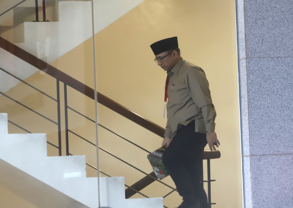 Mantan Menteri Agama Yaqut Cholil Qoumas kembali menjalani pemeriksaan oleh KPK sebagai saksi terkait kasus dugaan korupsi Kouta Haji di Kementerian Agama pada tahun 2023-2024 (Ashar/SinPo.id)