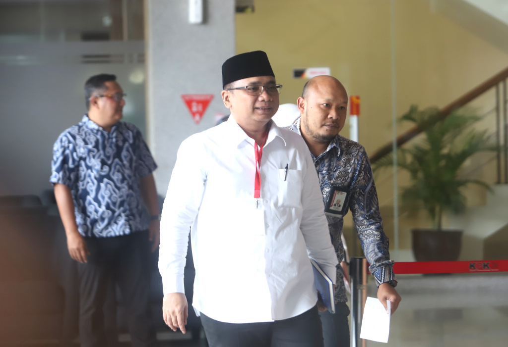 Eks Menteri Agama Yaqut Cholil Qoumas kembali menjalani pemeriksaan sebagai saksi tersangka terkait kasus dugaan korupsi Kouta Haji 2023-2024 (Ashar/SinPo.id)