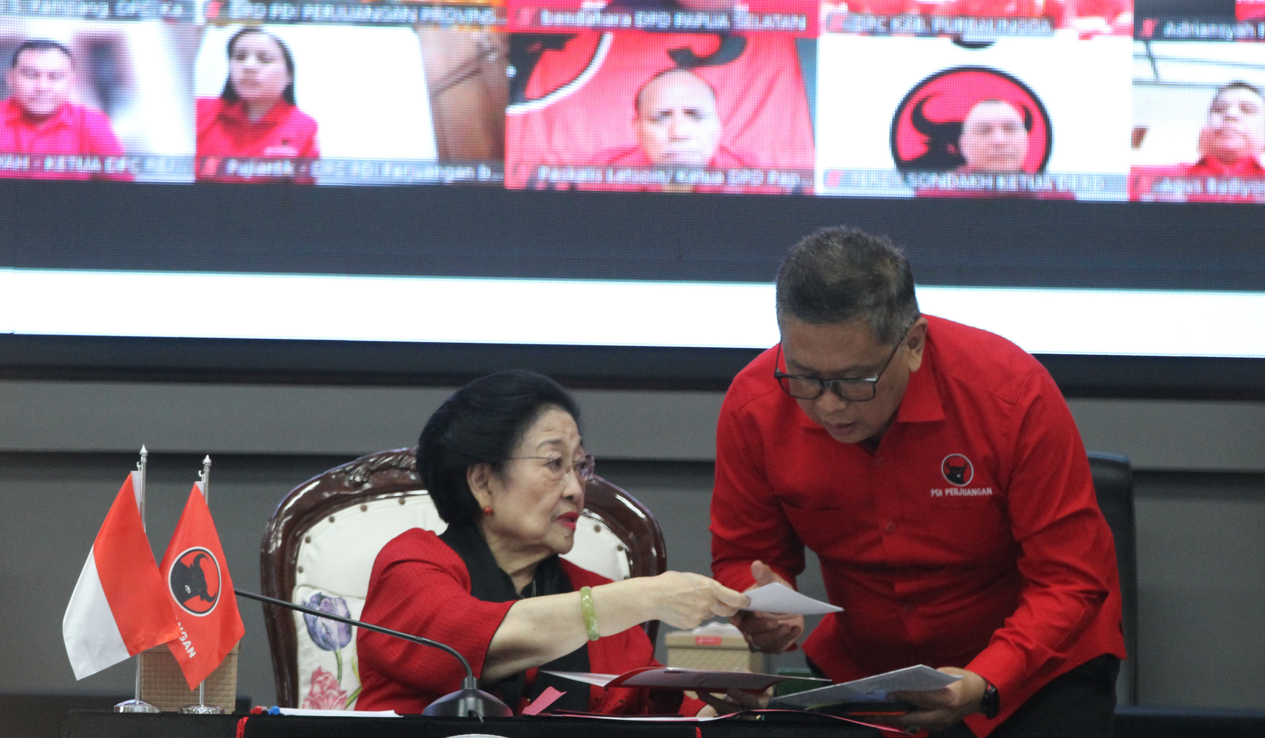 PDIP gelar peringatan ke-71 KAA. (Agus Priatna/SinPo.id)