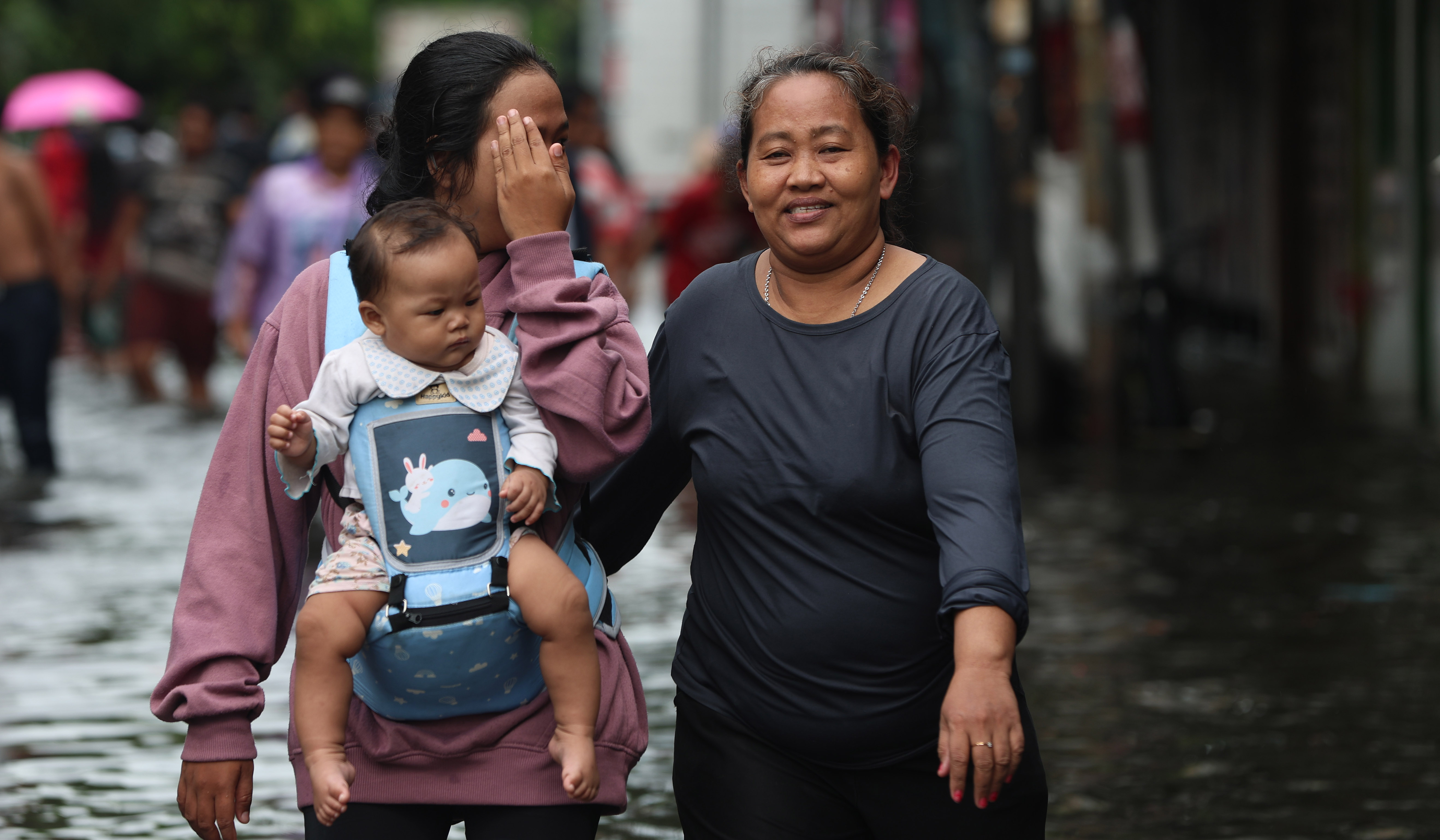 Banjir dikawasan Pademangan, Jakarta. (Agus Priatna/SinPo.id)
