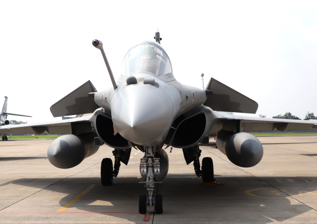 Melihat kecanggihan jet tempur Rafale generasi 4.5 milik TNI AU di Lanud Halim (Ashar/SinPo.id)