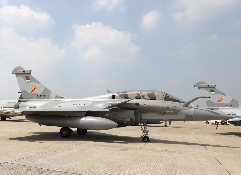 Melihat kecanggihan jet tempur Rafale generasi 4.5 milik TNI AU di Lanud Halim (Ashar/SinPo.id)