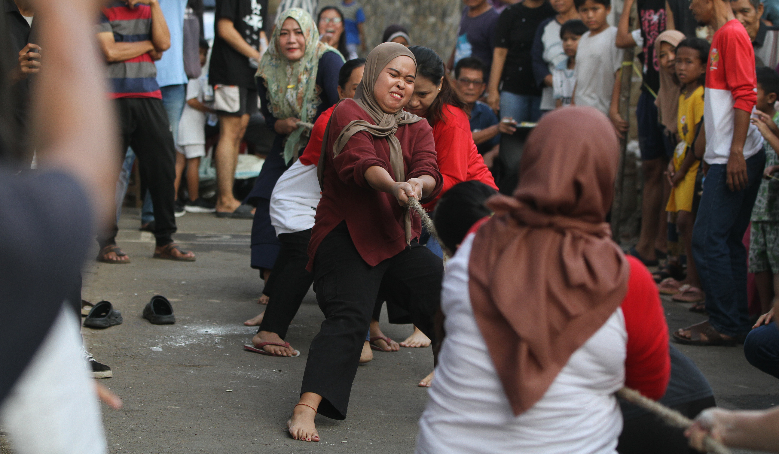 Lomba HUT ke-80 RI di Menteng Jaya. (Agus Priatna/SinPo.id)