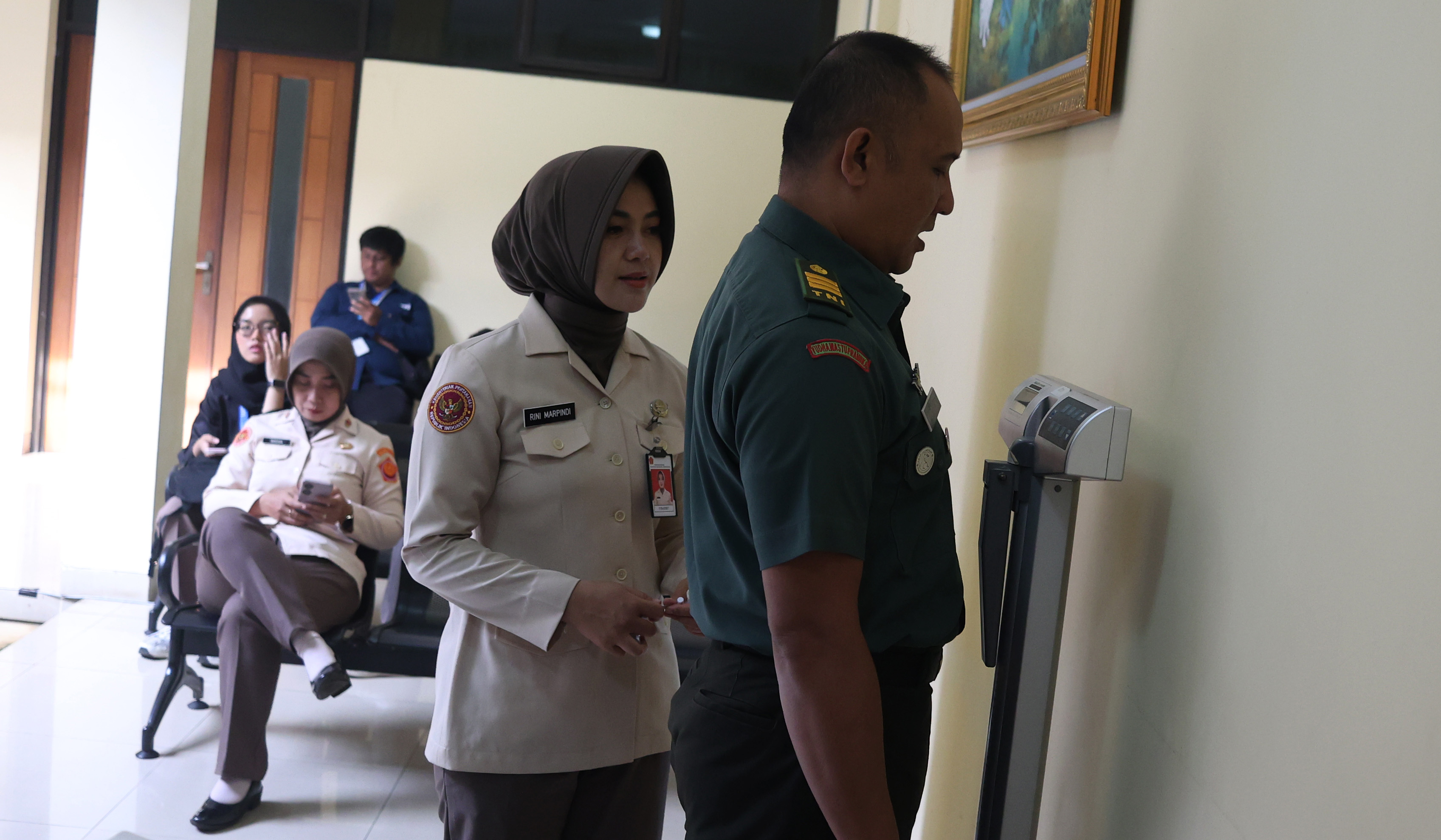 Pelayanan CKG di Mabes TNI. (Agus Priatna/SinPo.id)