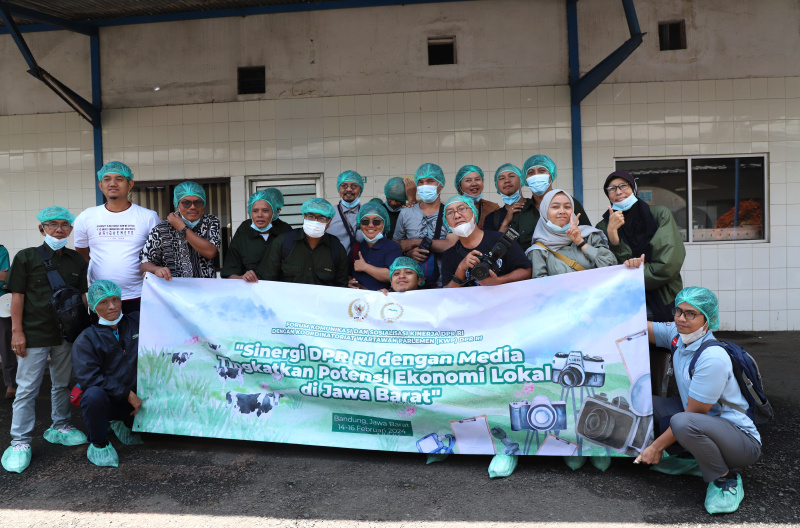 Melihat pabrik susu terbesar di Bandung Selatan Koperasi Peternakan Susu Bandung Selatan (KPBS) Pangalengan (Ashar/SinPo.id)