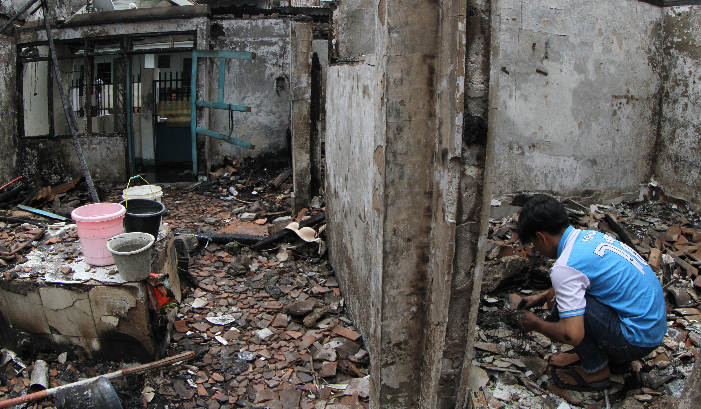 Kebakaran Taman Sari, Jakarta. (Agus Priatna/SinPo.id)