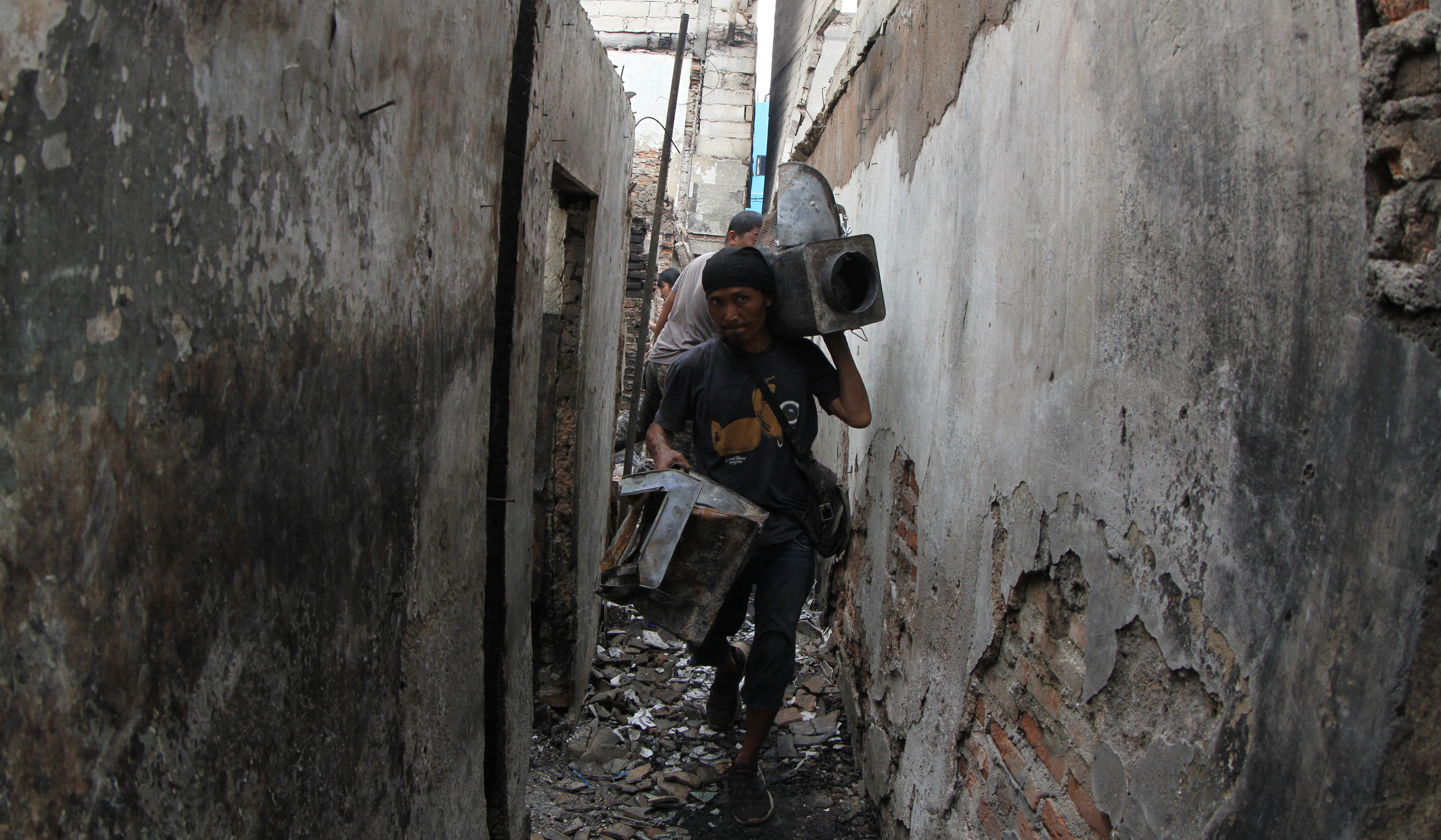 Kebakaran Taman Sari, Jakarta. (Agus Priatna/SinPo.id)