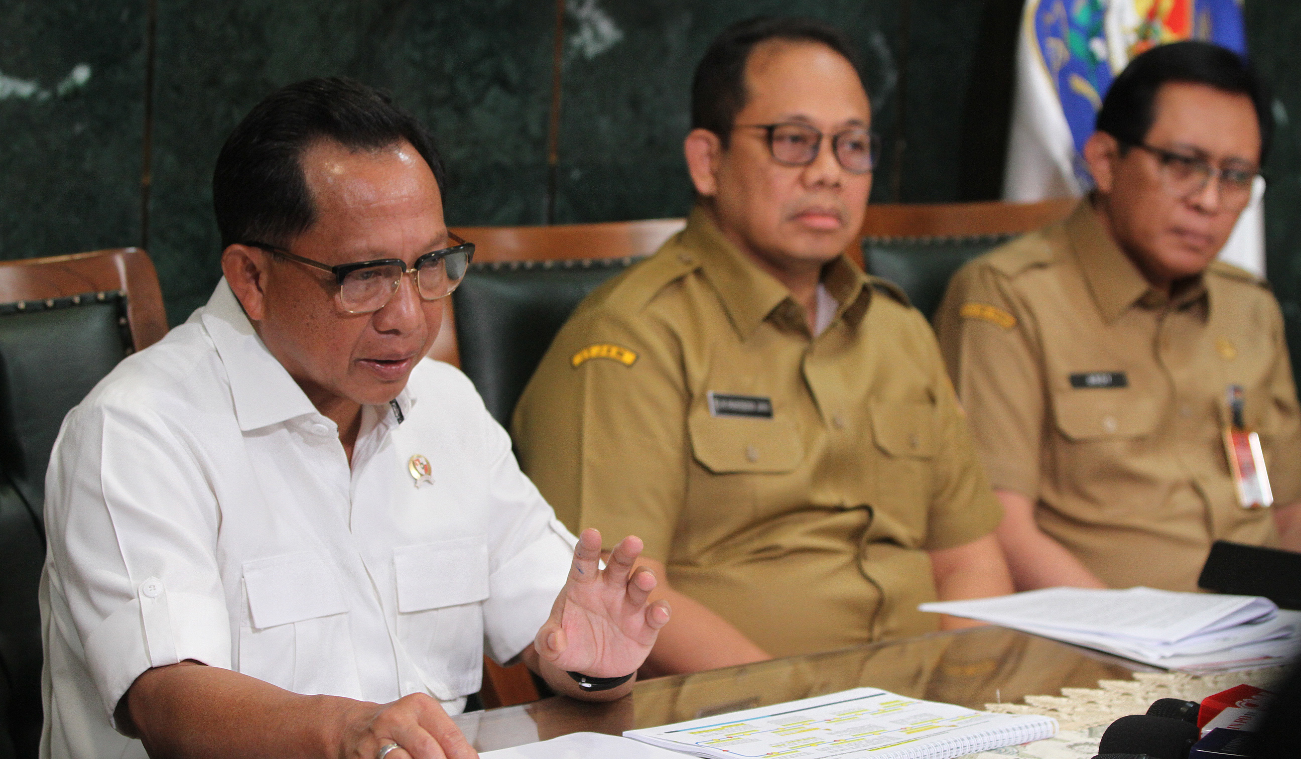 Mendagri Tito Karnavian, saat konferensi pers. (Agus Priatna/SinPo.id)