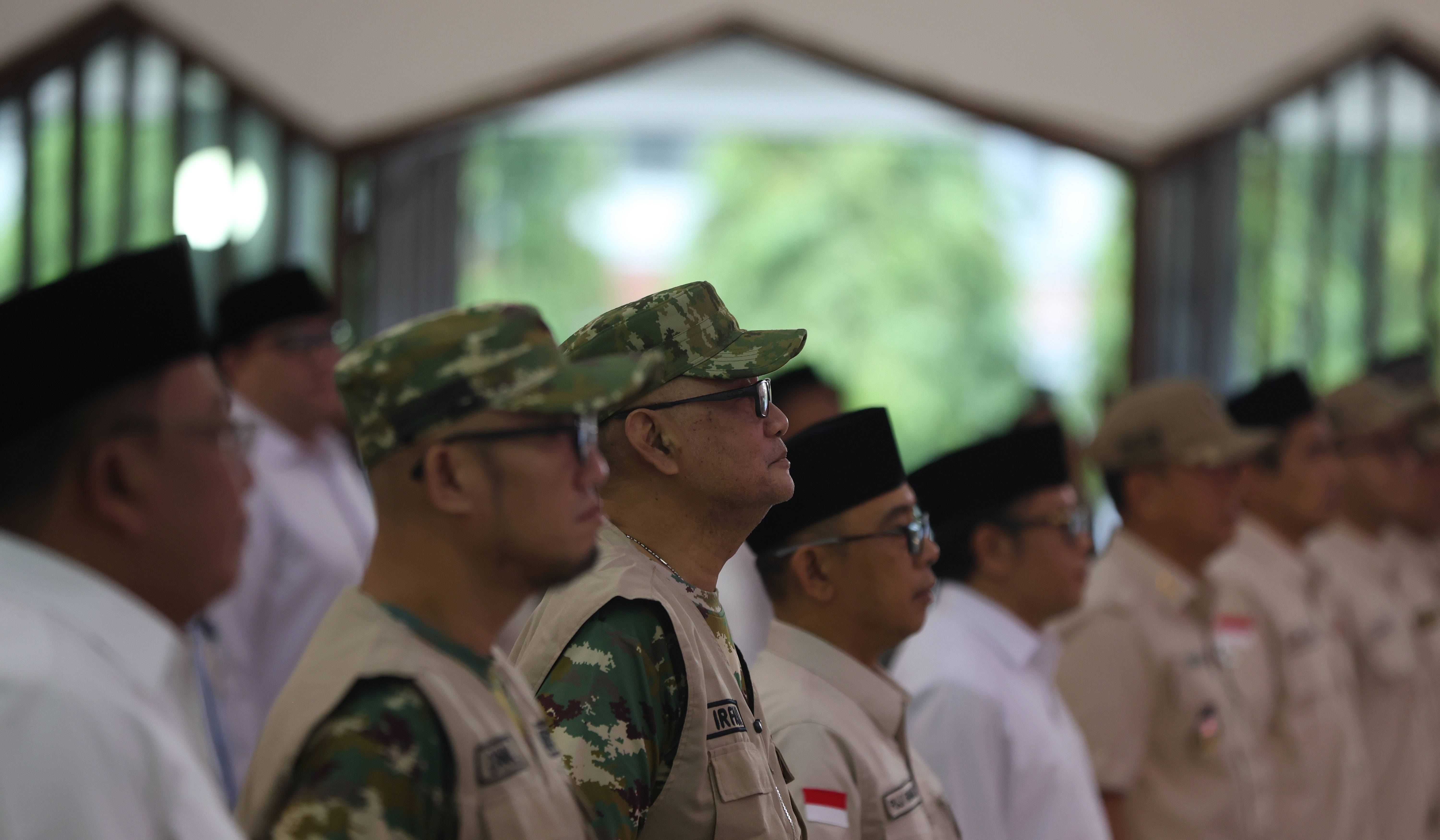 Menhaj Gus Irfan, beri pembekalan petugas PPIH. (Agus Priatna/SinPo.id)