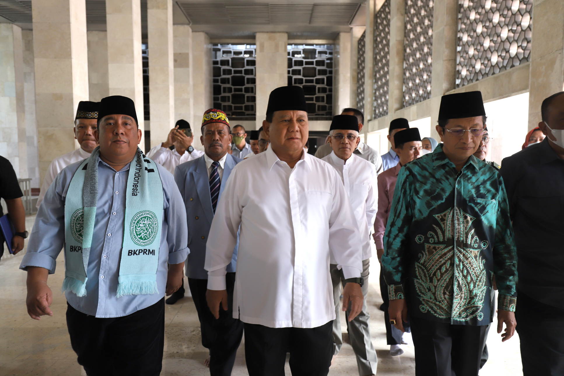 Menhan Pak Bowo saat menghadiri Tabligh Akbar BKPRMI Milad Ke-45 di Masjid Istiqlal (Ashar/SinPo.id)