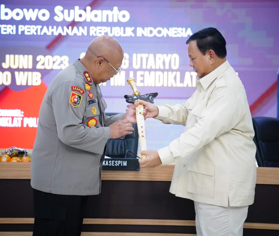 Menhan Prabowo Subianto berkunjung di Sespim Lemdiklat Polri Bandung menjadi narasumber Dialog Kebangsaan (Ashar/Foto:Tim Prabowo/Sinpo.id)