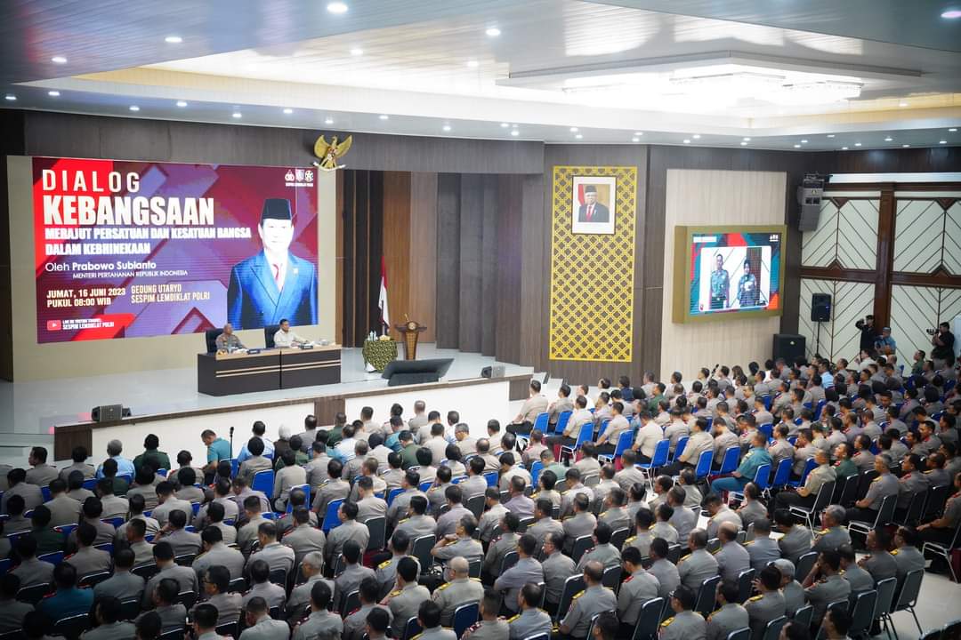 Menhan Prabowo Subianto berkunjung di Sespim Lemdiklat Polri Bandung menjadi narasumber Dialog Kebangsaan (Ashar/Foto:Tim Prabowo/Sinpo.id)