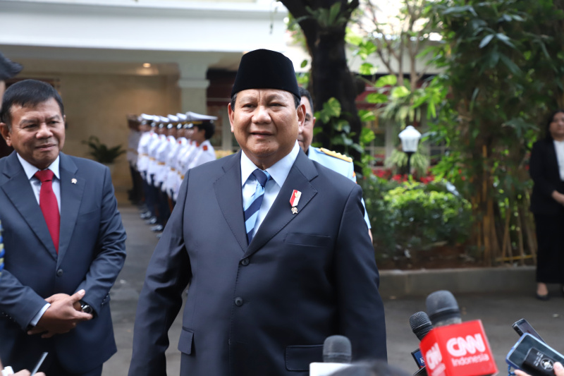 Menhan Prabowo Subianto menerima kunjungan dari PM Papua Nugini James Marepe di Kantor Kemhan (Ashar/SinPo.id)