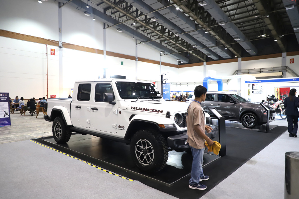 Menko Infrastruktur AHY resmi membuka Pameran Deep and Extreme Indonesia (DXI) 2026 di JICC (Ashar/SinPo.id)