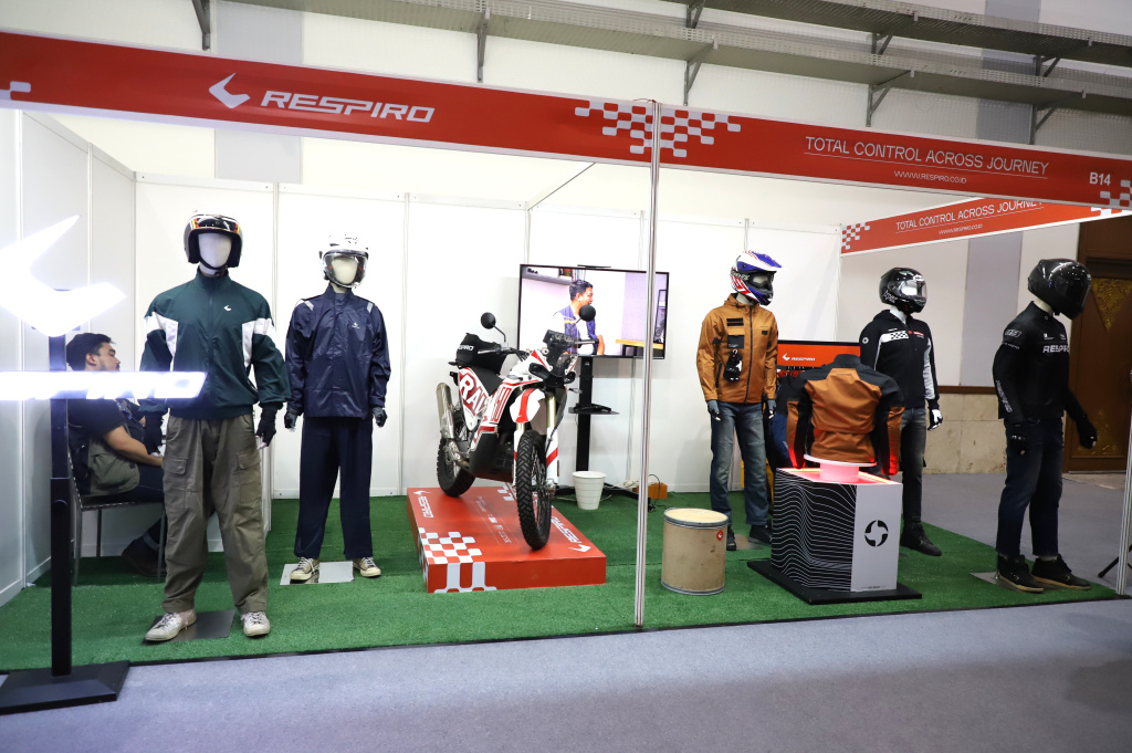 Menko Infrastruktur AHY resmi membuka Pameran Deep and Extreme Indonesia (DXI) 2026 di JICC (Ashar/SinPo.id)