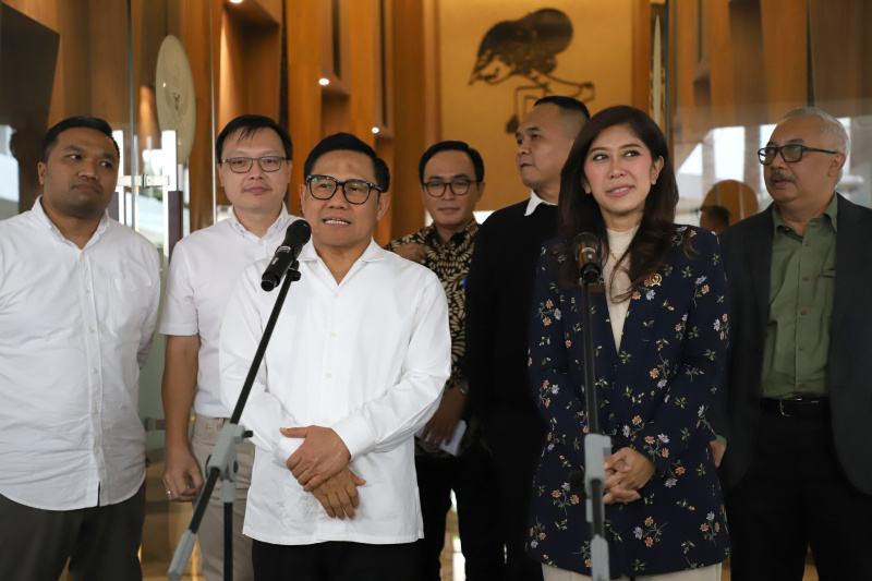 Menko PM Gus Imin dan Menkomdigi Meutya Hafid gelar Rapat Tingkat Menteri (RTM) membahas dampak besar judi online di Gedung Kemenko PM  (Ashar/SinPo.id)