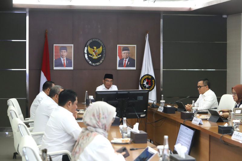 Menko PMK Muhadjir Effendy menetapkan hari libur cuti nasional tahun 2025 (Ashar/SinPo.id)