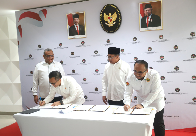 Menko PMK Muhadjir Effendy menetapkan hari libur cuti nasional tahun 2025 (Ashar/SinPo.id)