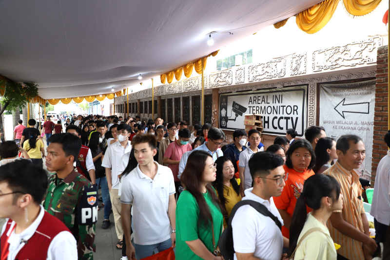 Menteri Agama Nasaruddin Umar menghadiri Perayaan Tri Suci Waisak 2569 BE di Wihara Ekayana Arama (Ashar/SinPo.id)