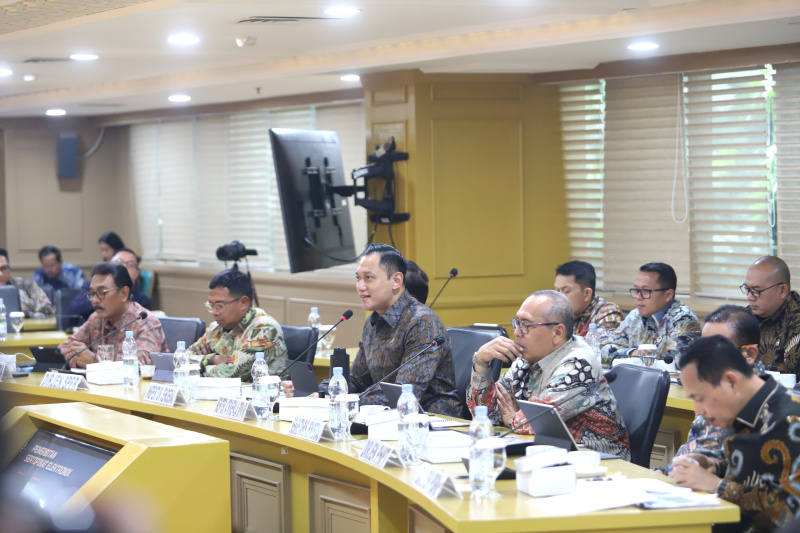 Menteri ATR/BPN Agus Harimurti Yudhoyono  rapat dengan Komite I DPD bahas hasil kinerja (Ashar/SinPo.id)