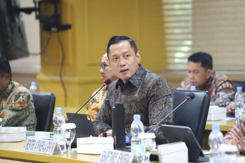 Menteri ATR/BPN Agus Harimurti Yudhoyono  rapat dengan Komite I DPD bahas hasil kinerja (Ashar/SinPo.id)