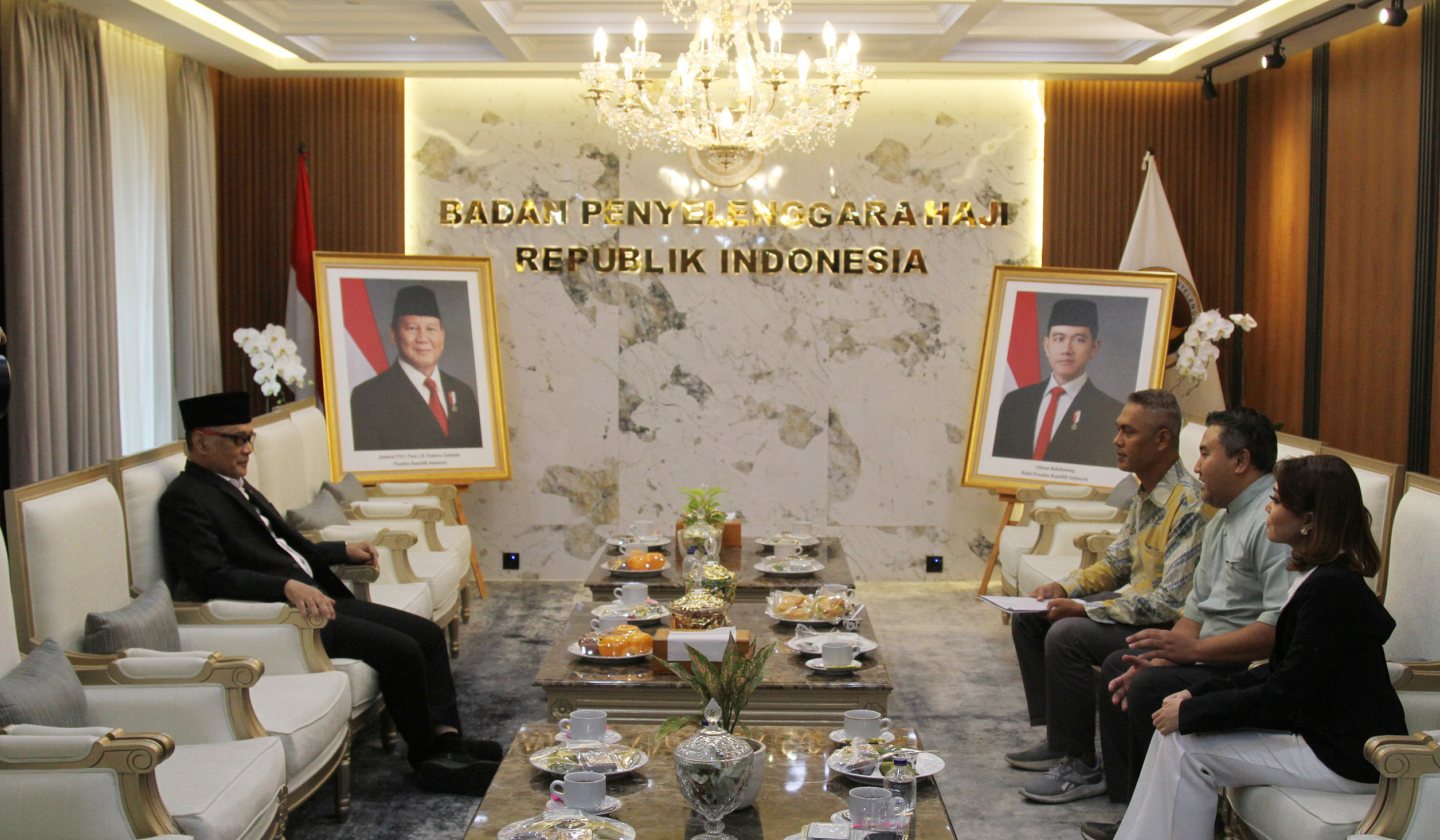 Silaturahmi redaksi SinPo TV ke Kementerian Haji dan Umrah. (Agus Priatna/SinPo.id)