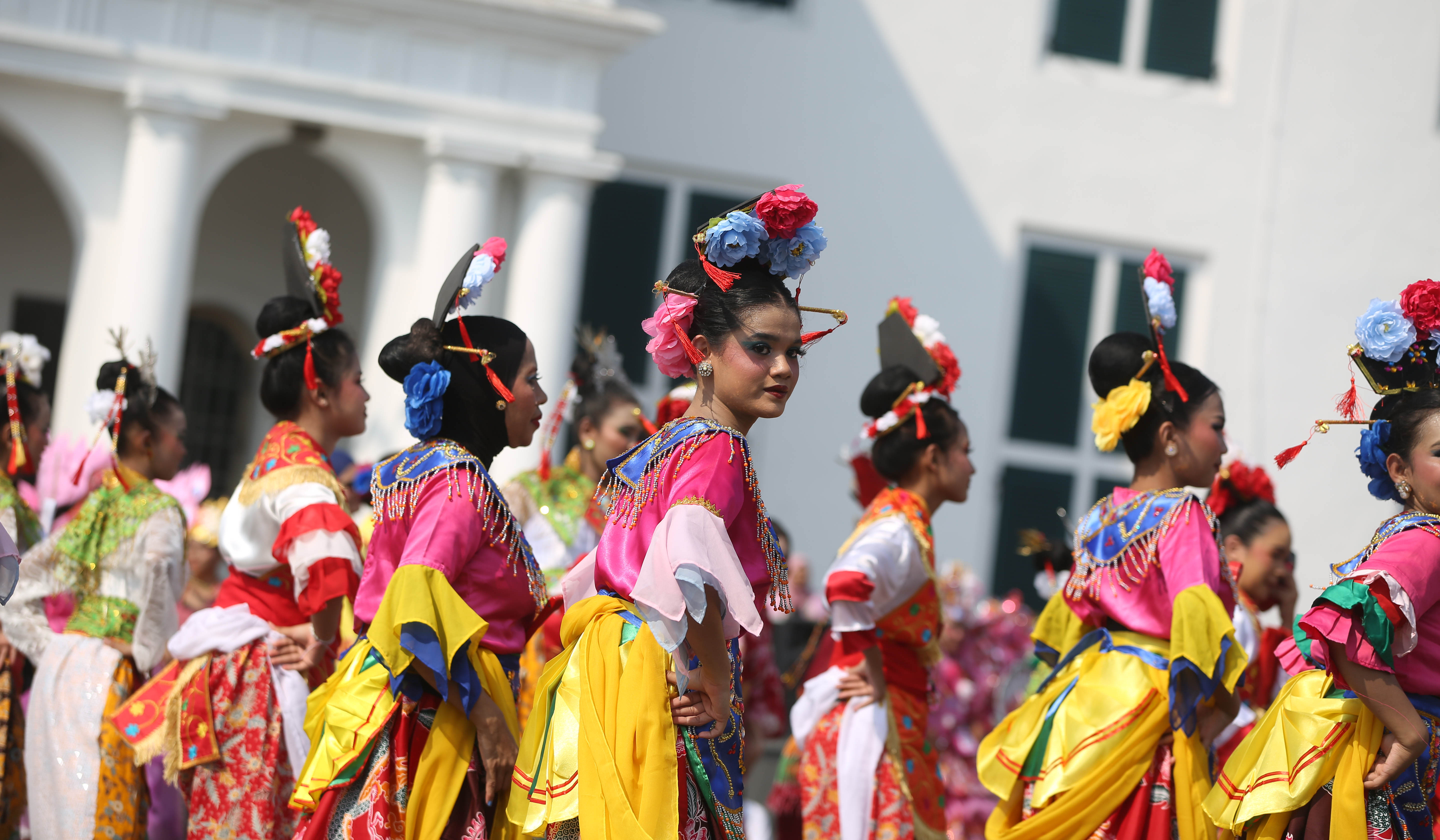 Parade budaya rangkaian HUT ke-499 Kota Jakarta. (Agus Priatna/SinPo.id)