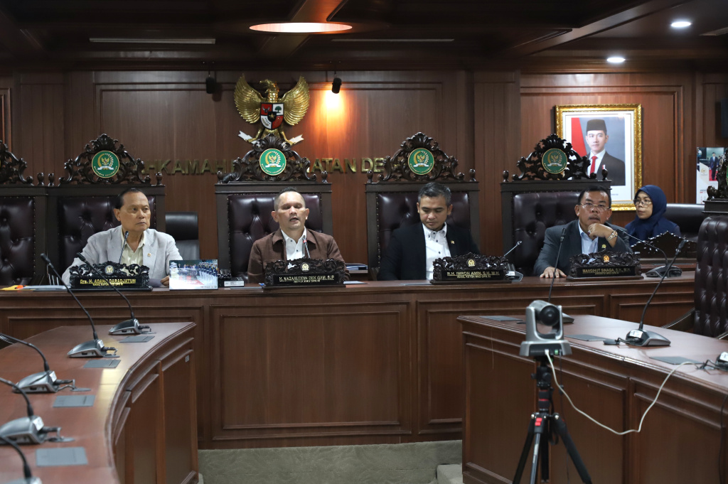 MKD Putuskan tidak pelanggaran kode etik atas pemilihan Adies Kadir sebagai Hakim Mahkamah Konstitusi (Ashar/SinPo.id)