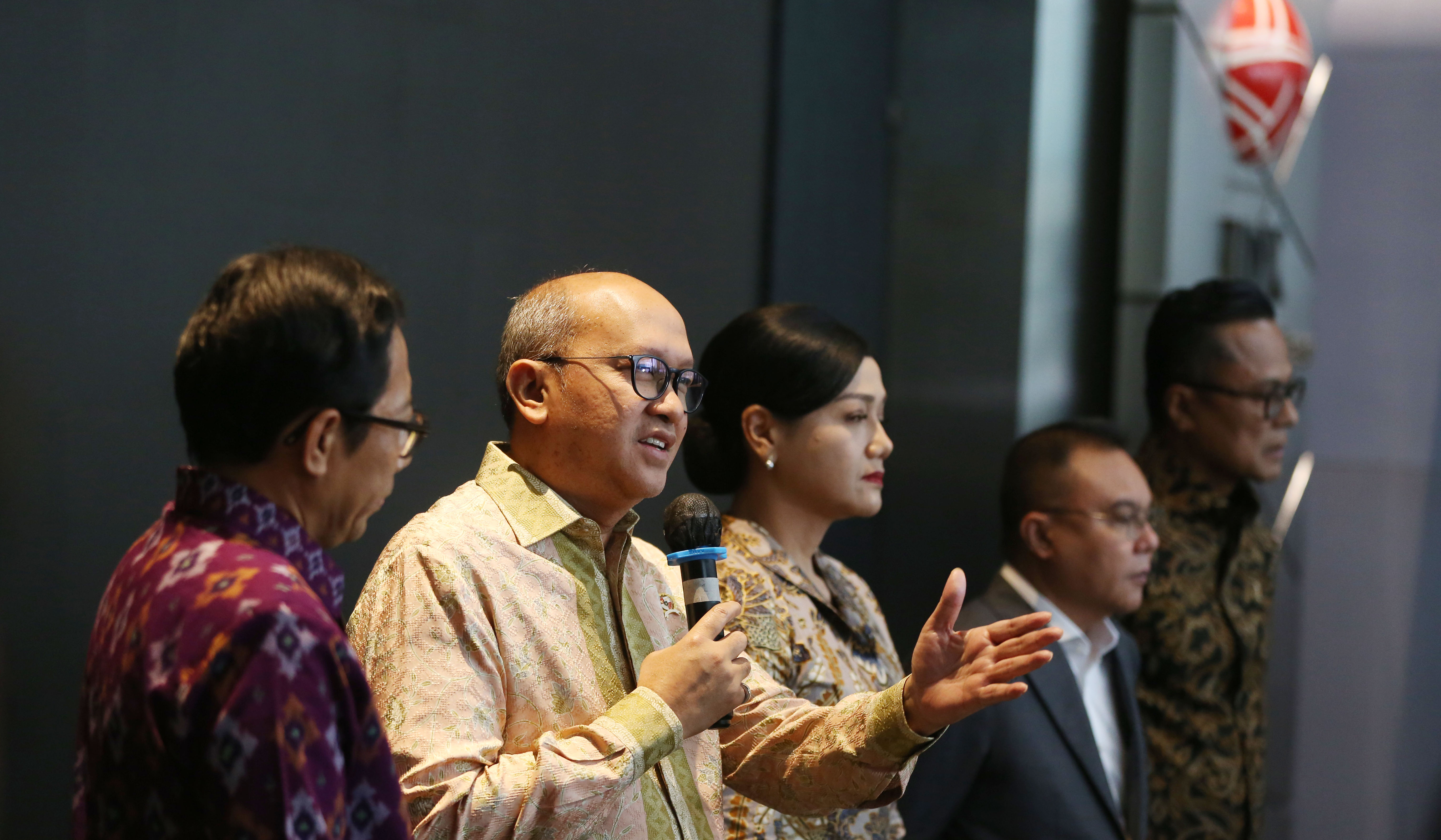 Dasco dan Danantara melakukan kunjungan ke BEI. (Agus Priatna/SinPo.id)