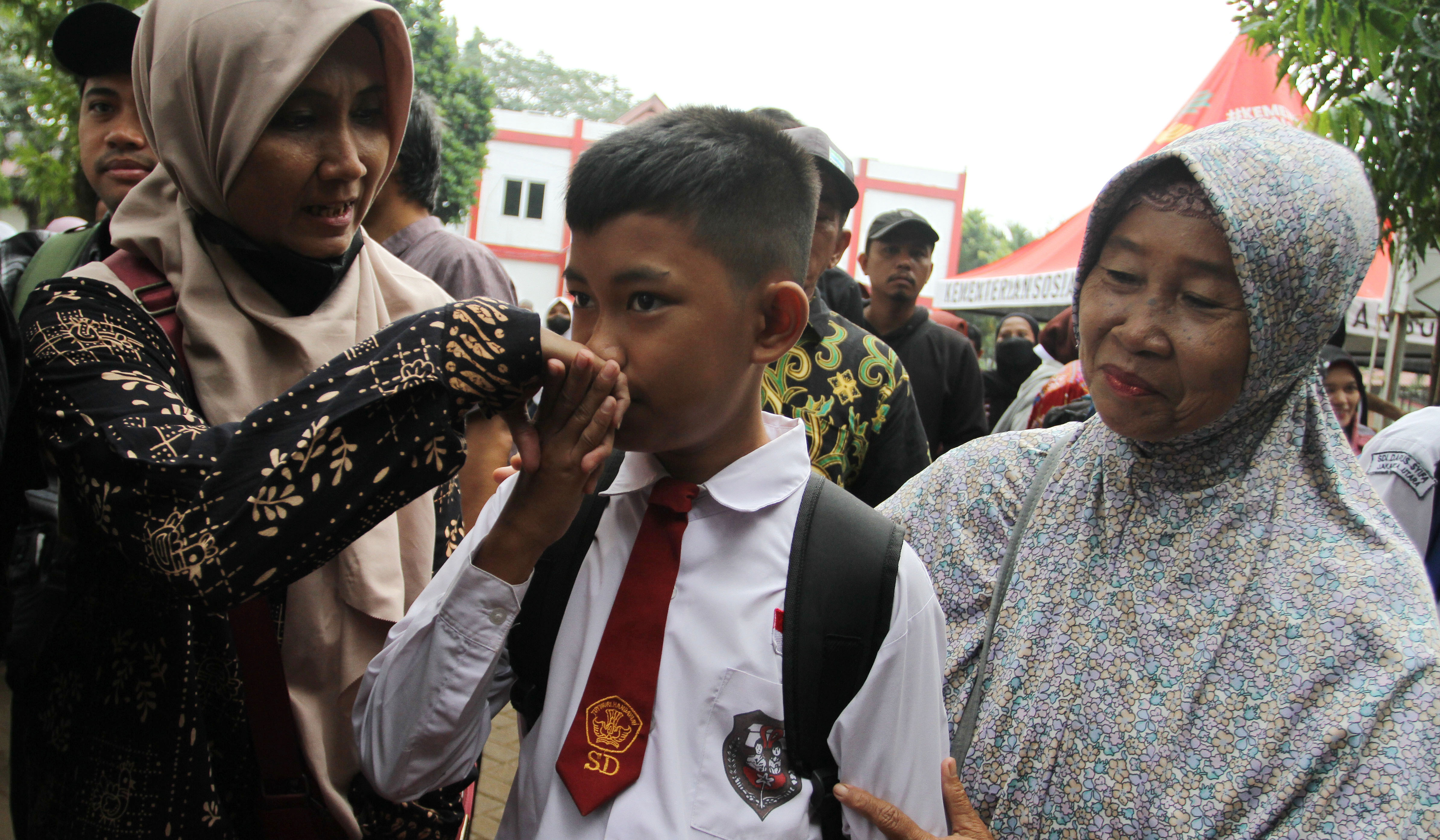 Hari pertama Sekolah Rakyat Sentra Handayani di Jakarta. (Agus Priatna/SinPo.id)