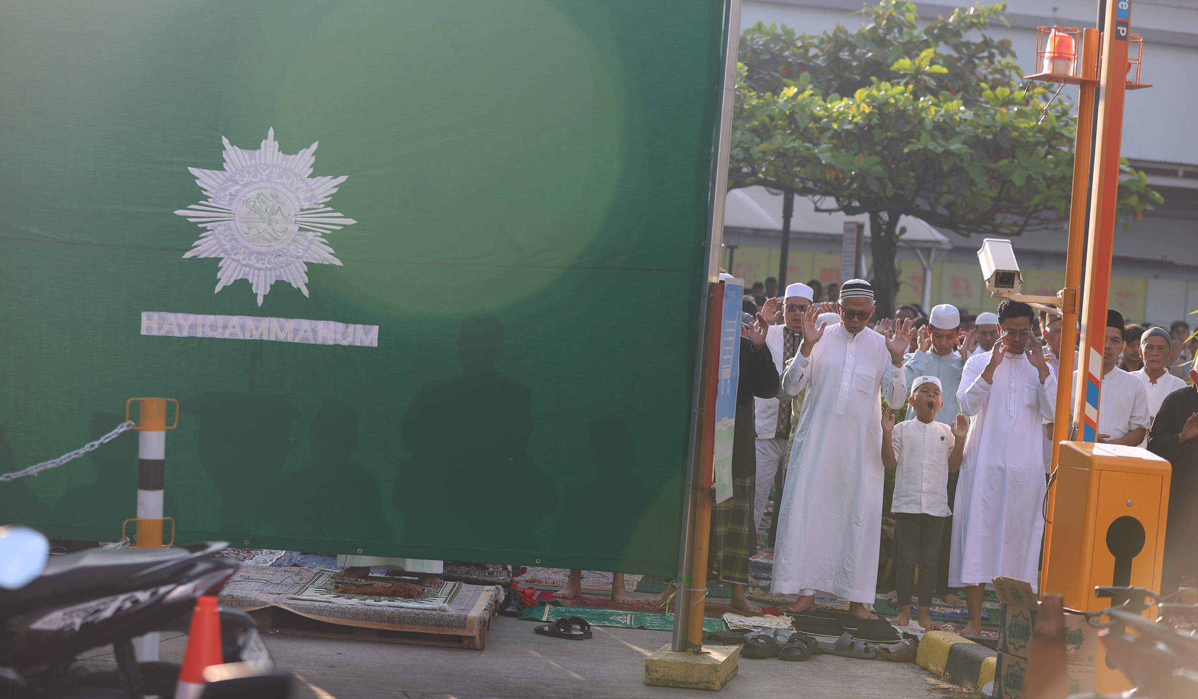 Suasana salat id jemaah Muhammdiyah Kota Bekasi. (Agus Priatna/SinPo.id)