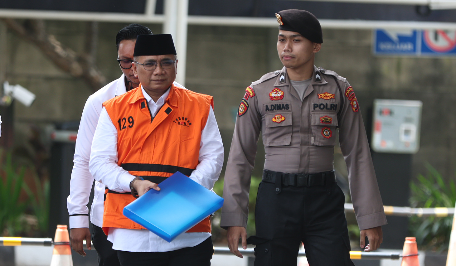 KPK periksa Yaqut. (Agus Priatna/SinPo.id)