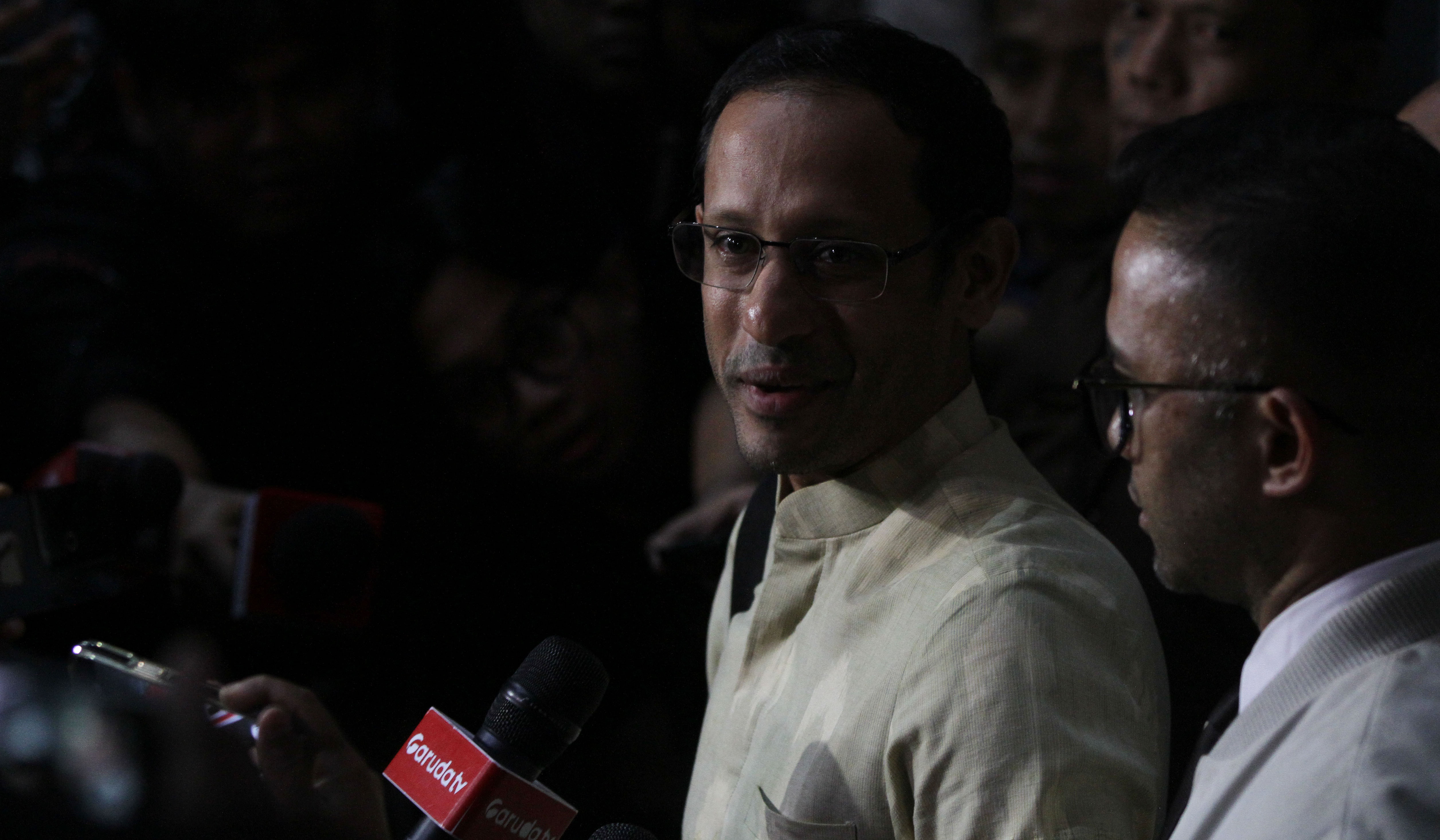 Nadiem usai diperiksa KPK. (Agus Priatna/SinPo.id)