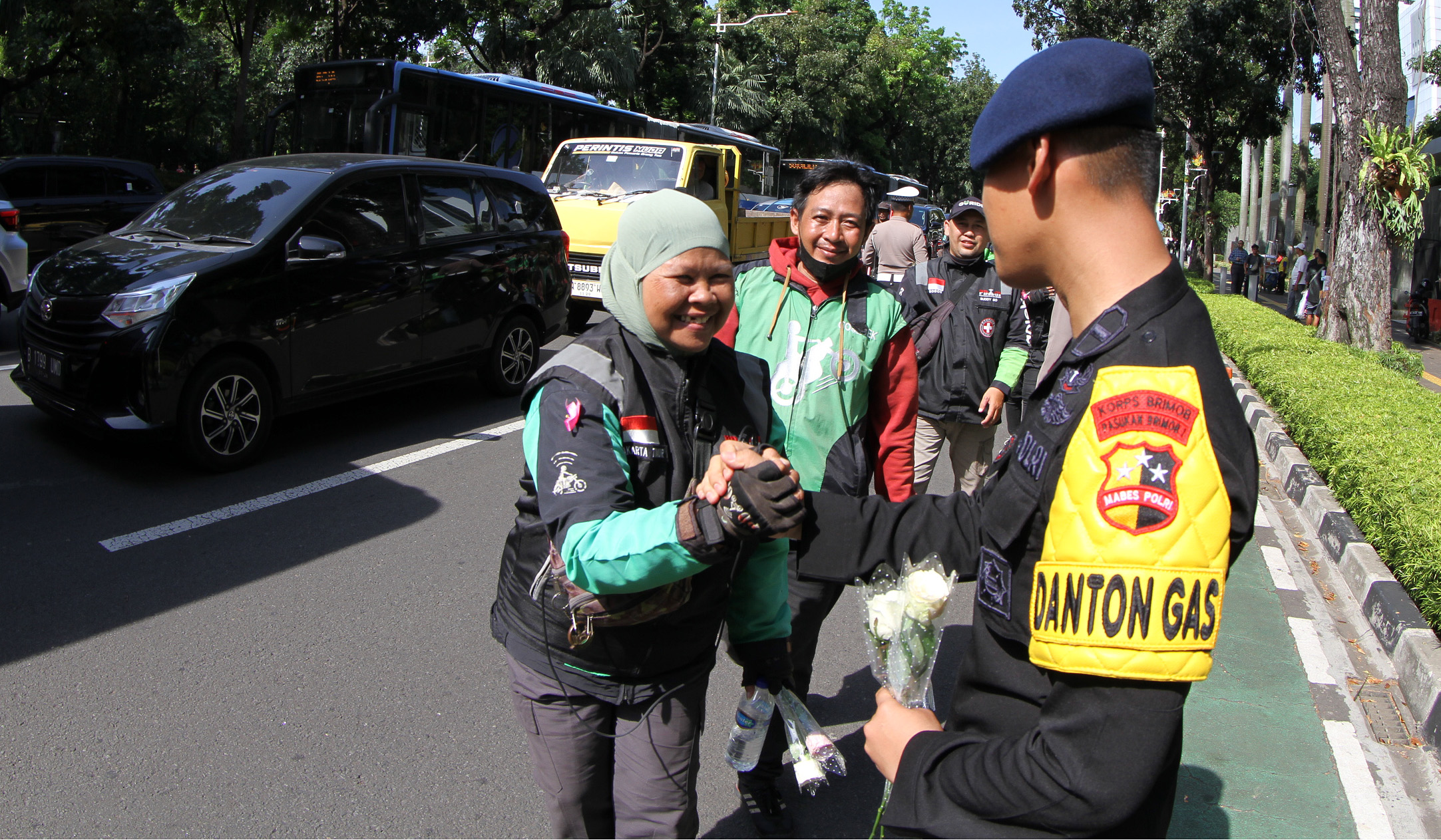 Aksi damai ojol di kawasan Monas, Jakarta. (Agus Priatna/SinPo.id)